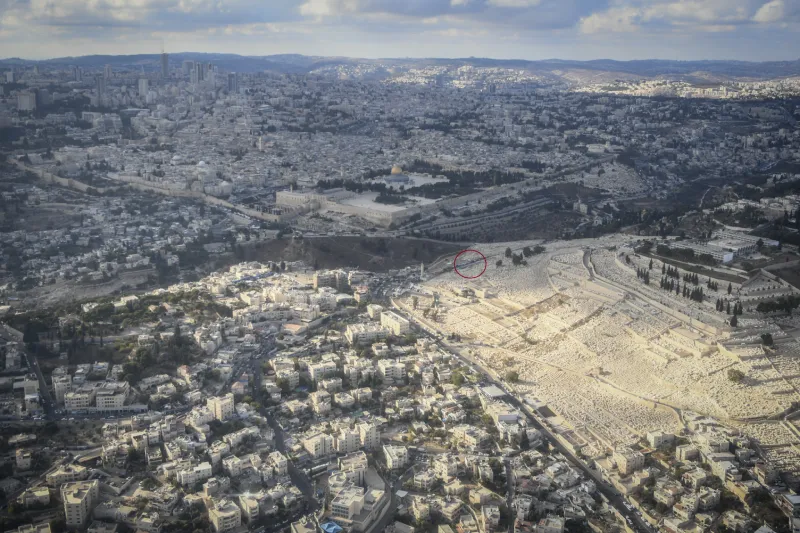 El Cementerio Judío Más Antiguo del Mundo: Historia, Controversia y el Debate por su Renovación en el Monte de los Olivos El Cementerio Judío Más Antiguo del Mundo: Historia, Controversia y el Debate por su Renovación en el Monte de los Olivos