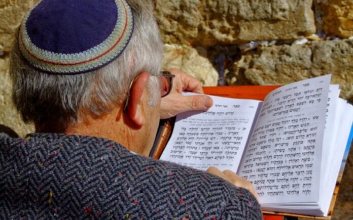El 40 por ciento de los judíos europeos ocultan su religión