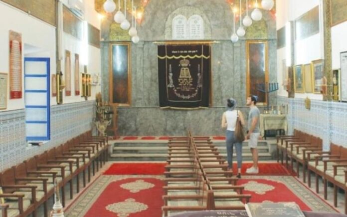 En Marrakech, los israelíes regresan a sus raíces marroquíes para buscar una nueva vida - o huir de la policía