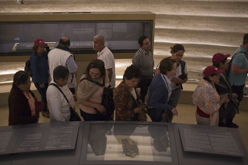 El enigmático rollo del mar Muerto es un espectáculo raro en Jerusalén