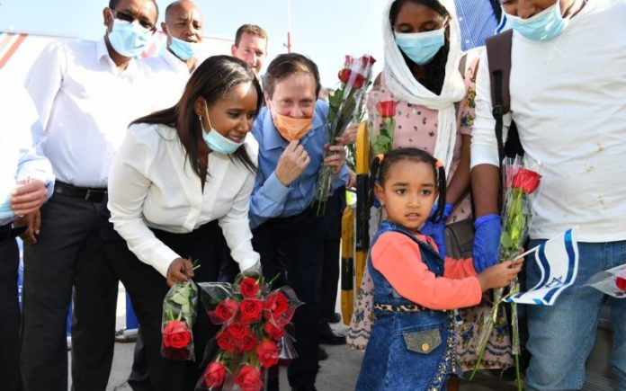 119 inmigrantes de Etiopía llegan a Israel