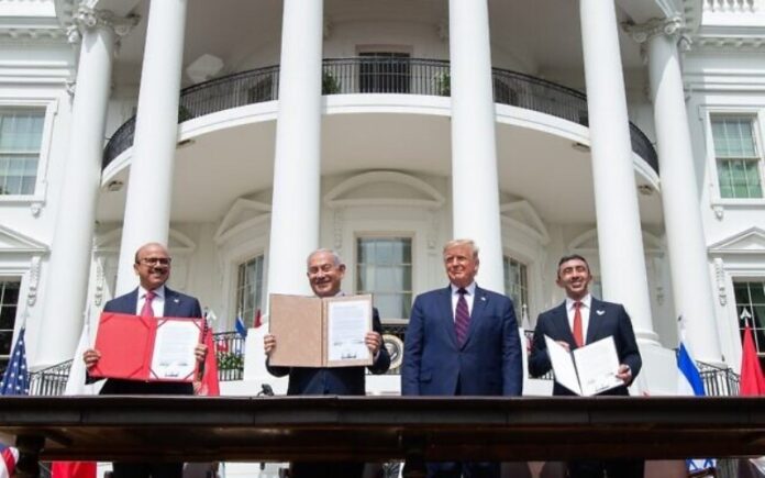Israel firma acuerdos históricos con los Emiratos Árabes Unidos y Bahrein, que marcan el 'amanecer del nuevo Medio Oriente'