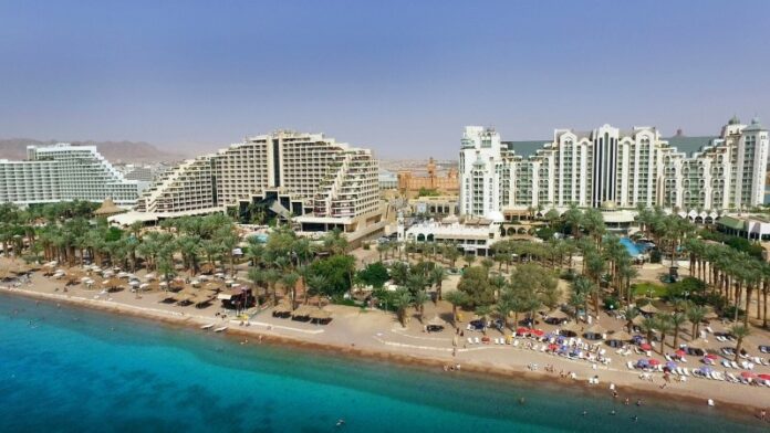 La Knesset aprueba la apertura de restaurantes, zoológicos y centros comerciales