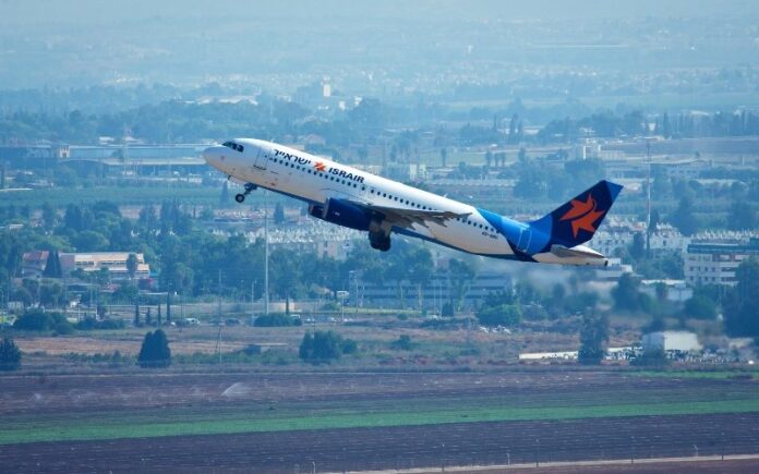 Los saudíes aprueban el uso israelí del espacio aéreo de camino a los Emiratos Árabes Unidos, horas antes del vuelo inaugural