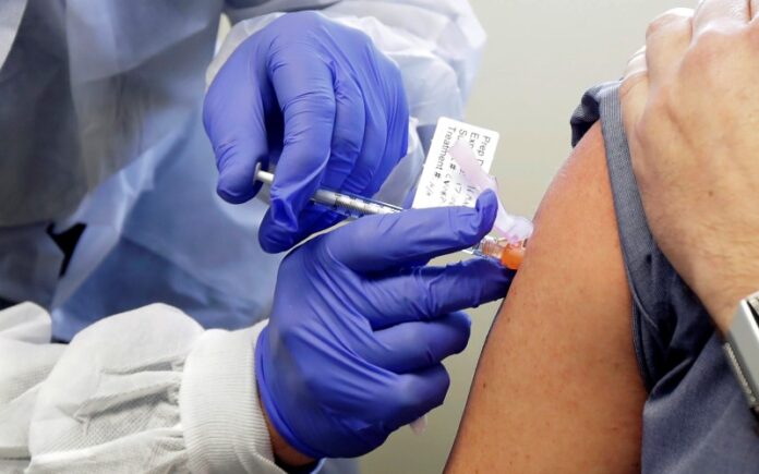 Moderna dice que su vacuna contra el coronavirus parece tener un 94,5% de efectividad