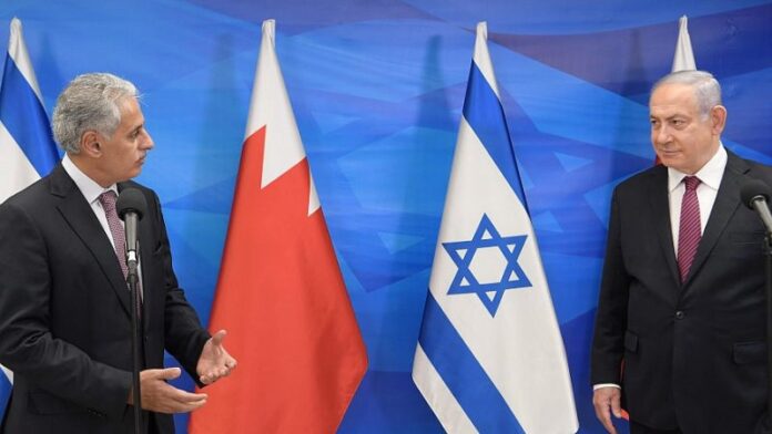Netanyahu da la bienvenida al ministro de turismo de Baréin en Jerusalén
