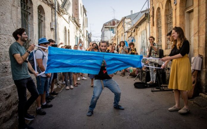 Científicos: Israel demuestra que todos los países desarrollados pueden controlar el COVID con vacunas