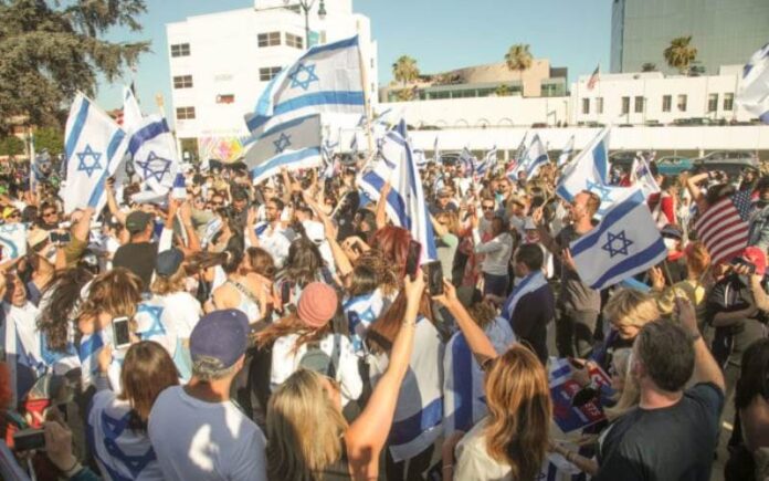 2.000 activistas se reúnen en Beverly Hills para apoyar a Israel