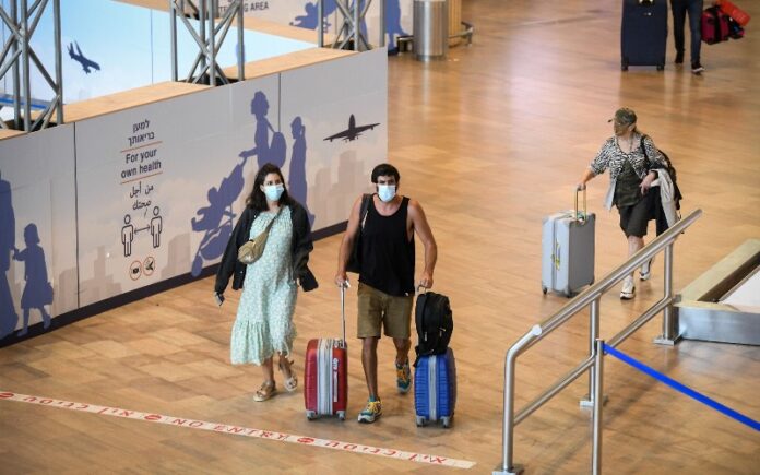 Israel retrasa la reapertura de fronteras a los turistas vacunados hasta agosto