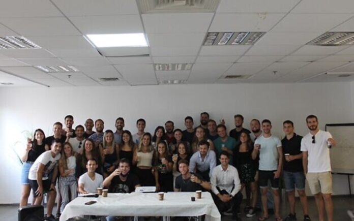 Jóvenes latinoamericanos visitan Israel para participar del exitoso programa de “alta tecnología”