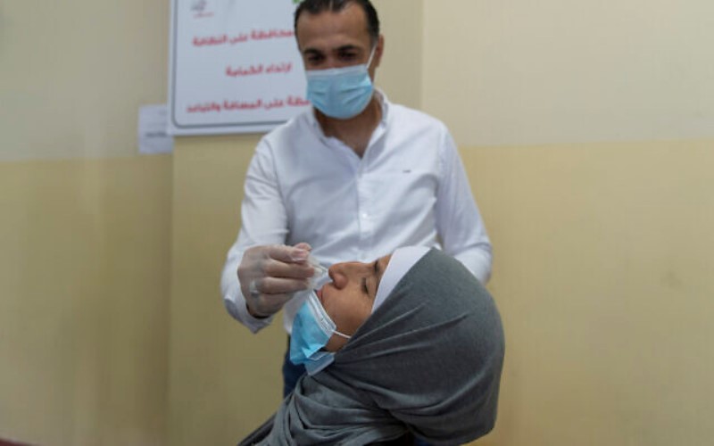 Frenar la fuerza de Delta y las vacunas mantienen tranquilos a los hospitales de Israel y evitan el encierro