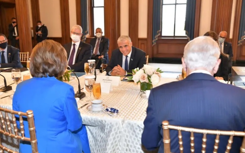 Pelosi reafirma su apoyo a Israel en la reunión con Lapid