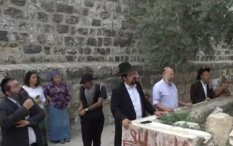 Mientras la oración judía irrita a los musulmanes, el ministro de policía advierte sobre el 'estallido' del Monte del Templo