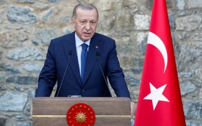 Erdogan planea los pasos para mejorar las relaciones con Israel