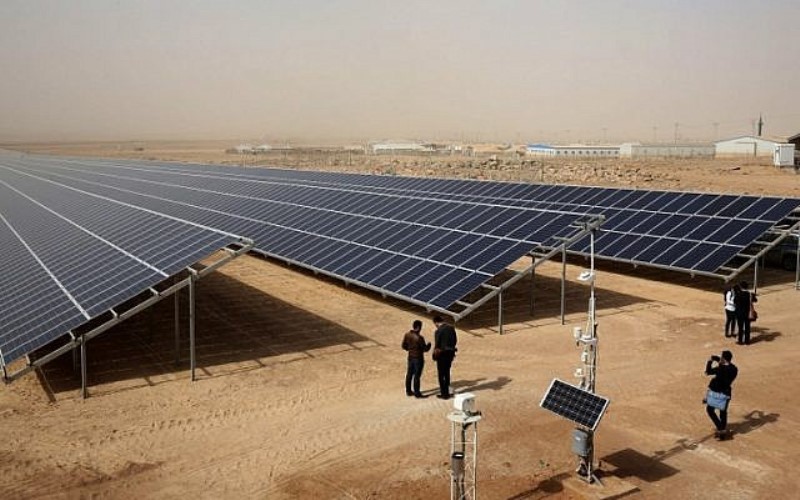 Israel y Jordania firman un gran acuerdo negociado por los Emiratos Árabes Unidos para intercambiar energía solar y agua