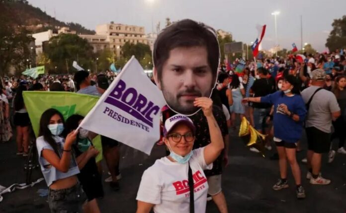 La victoria presidencial del antisionista Gabriel Boric deja a los judíos de Chile preocupados