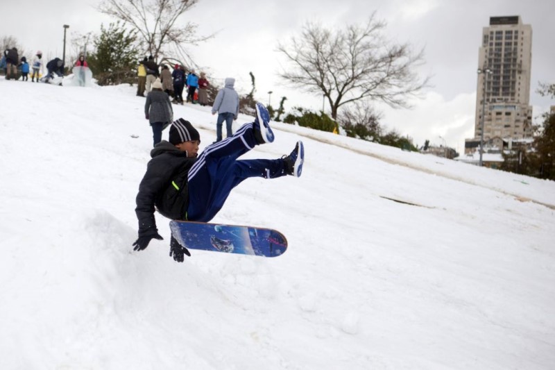 Israel se prepara para fuertes nevadas y fuertes vientos mientras sopla la tormenta de invierno