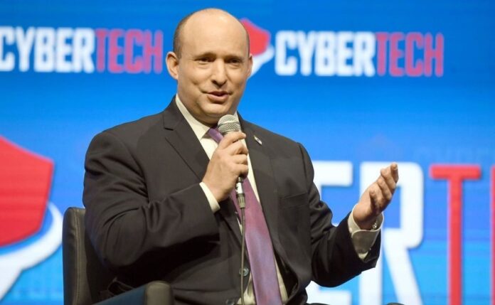 Bennett pide a las potencias mundiales que eviten la 