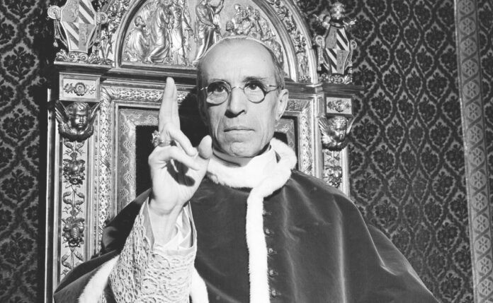 Los archivos de Pío XII del Vaticano arrojan luz y encienden el debate sobre el Papa de la Segunda Guerra Mundial y los judíos