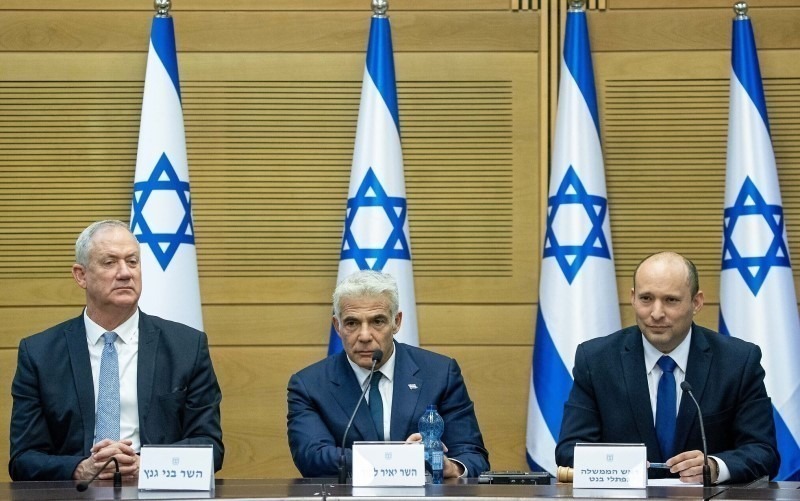 Yair Lapid asume como el decimocuarto primer ministro de Israel