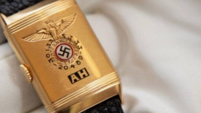 Se subasta un reloj perteneciente a Hitler en EE.UU., a pesar de las protestas de los líderes judíos europeos
