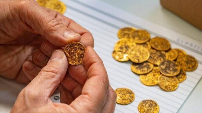 Hallan en el norte de Israel monedas de oro que datan de la conquista musulmana de Jerusalén