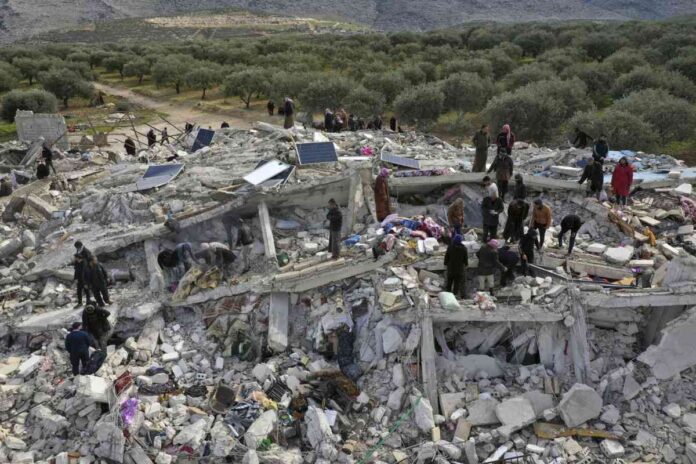 Netanyahu dice que Israel enviará ayuda a Siria y Turquía por el terremoto