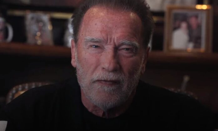 Arnold Schwarzenegger llama a los antisemitas 