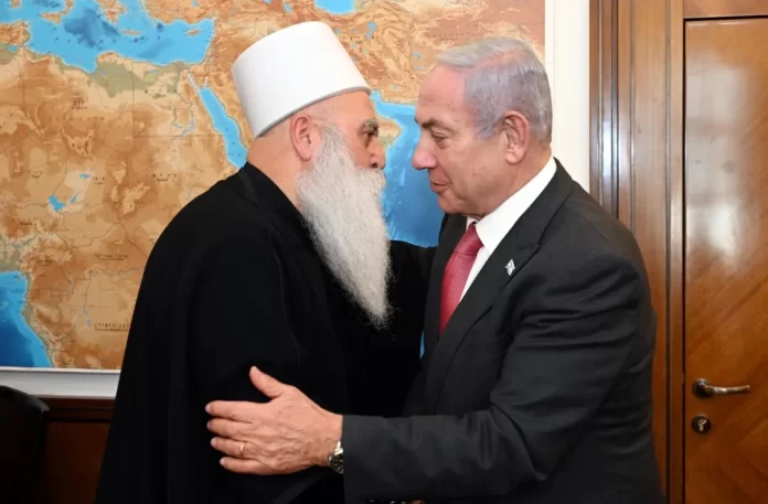 Netanyahu se reúne con líderes drusos en un intento por calmar la ira en medio de los disturbios por el parque eólico