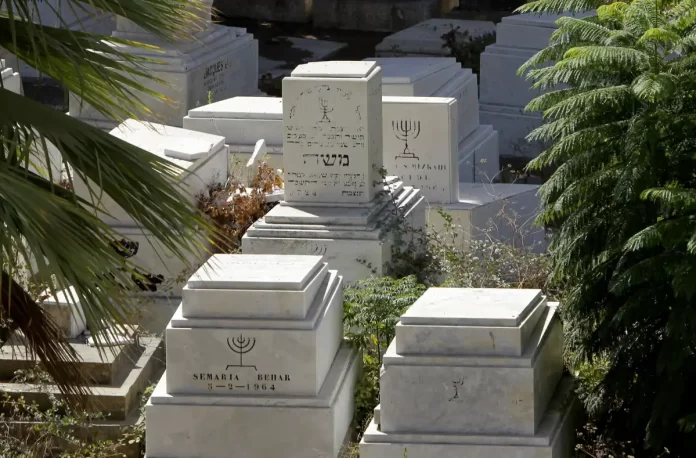 Isaac Arazi, Líder de la Comunidad Judía del Líbano, Fallece a los 80 Años: Un Legado de Esperanza y Desafíos
