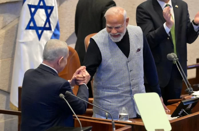 Narendra Modi hablando ante la Knéset durante su visita oficial a Israel