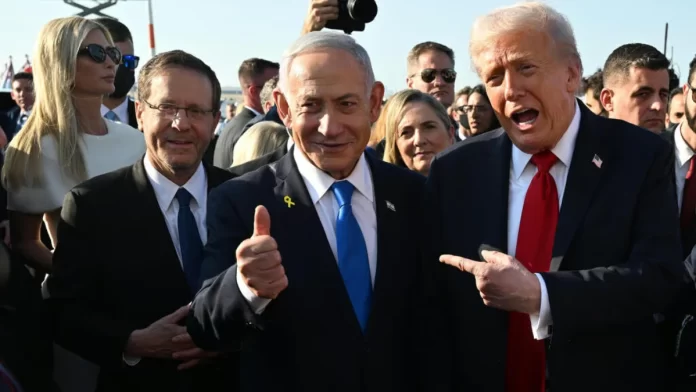 Donald Trump junto a Benjamin Netanyahu durante reunión oficial en la Casa Blanca