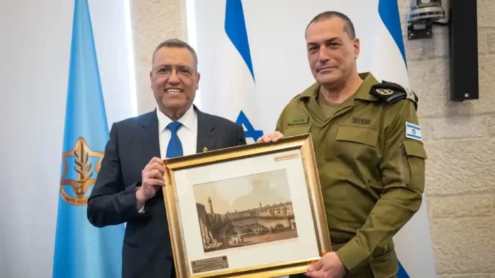 Jefe del Estado Mayor de las FDI, teniente general Eyal Zamir, se reúne con el alcalde de Jerusalén Moshe Lion el 11 de mayo de 2026 en vísperas del Día de Jerusalén. Crédito: Portavoz de las FDI.